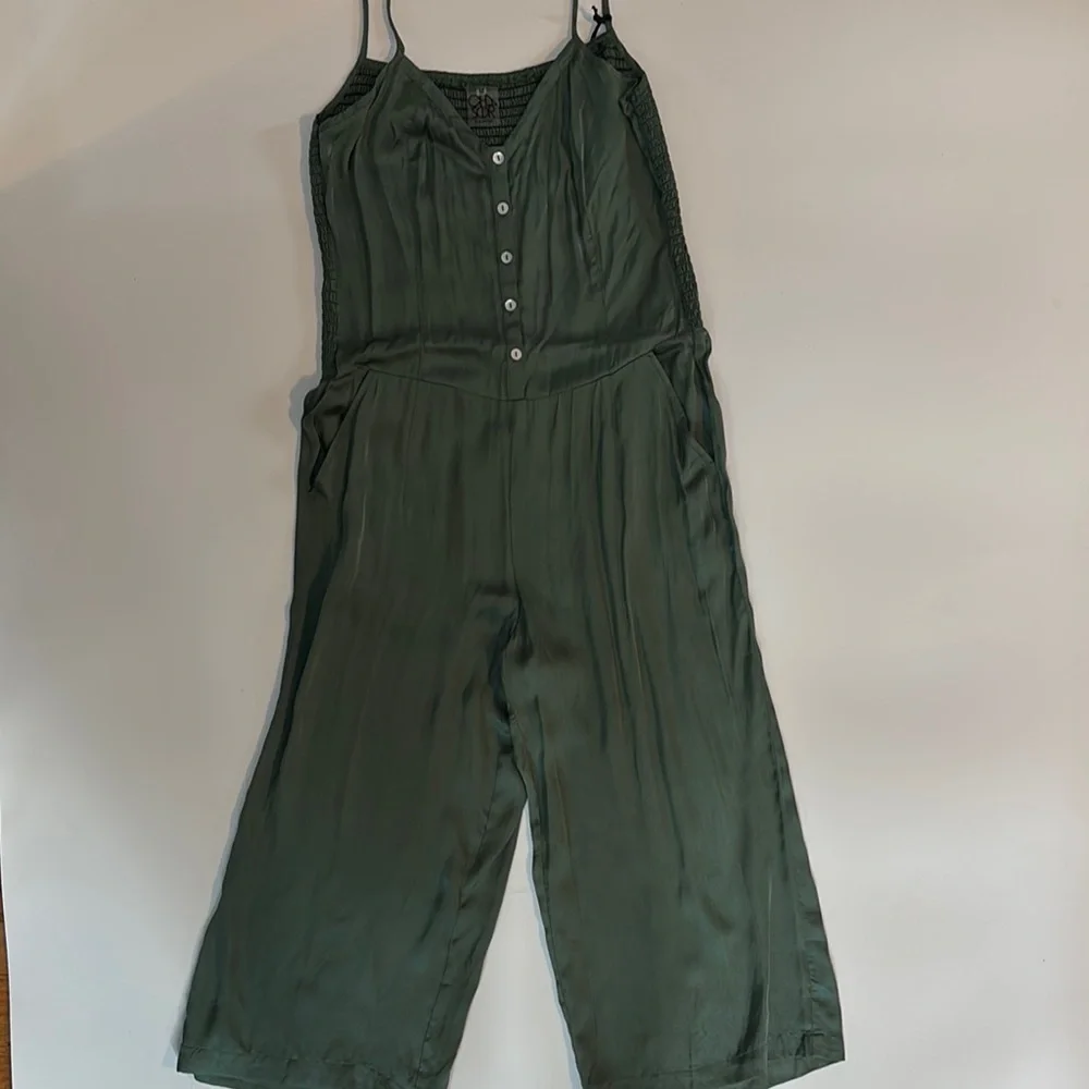 Chaser Green Jumpsuit Women's Sz Medium Vacation Summer